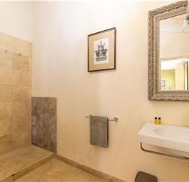 8 Bedroom Villa with Pool near Certaldo, Tuscany, Sleeps 14 - 15